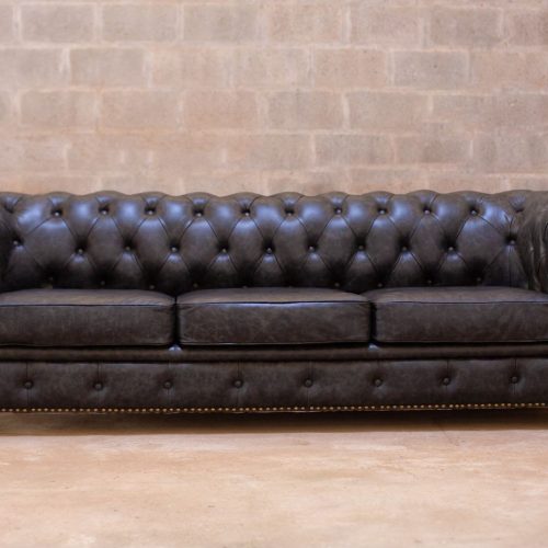 Sofá Chesterfield - couro legítimo - marca nobili imperium (1)